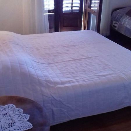 Iva Villa Prvic Sepurine Buitenkant foto