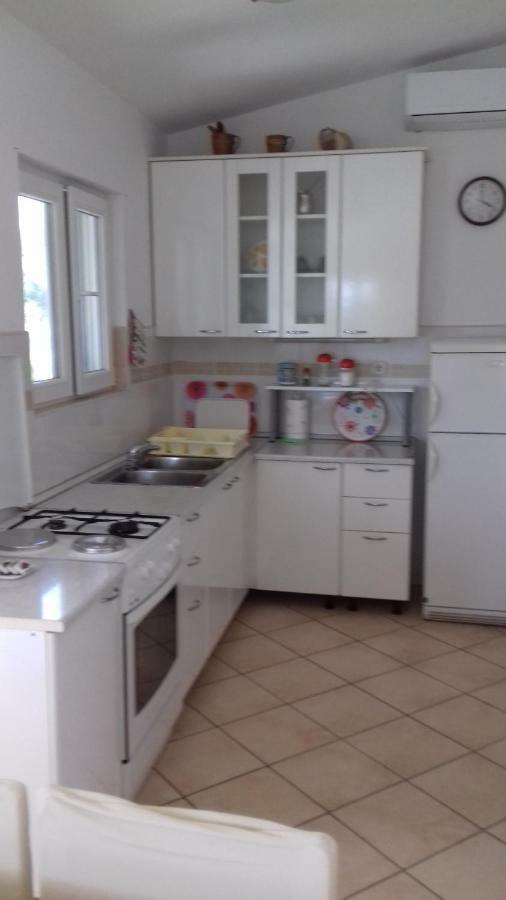 Iva Villa Prvic Sepurine Buitenkant foto