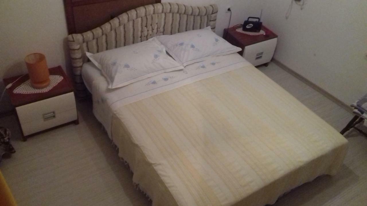 Iva Villa Prvic Sepurine Buitenkant foto